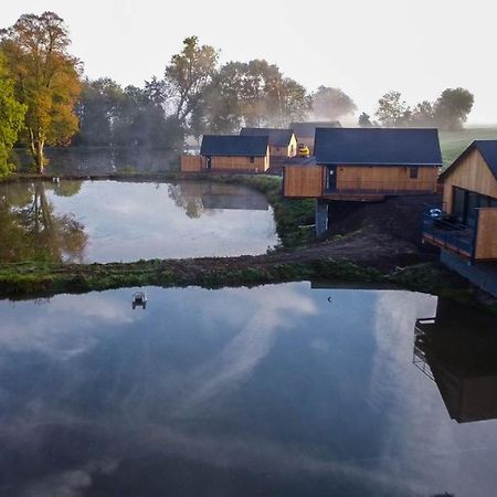 Les Pavillons De La Libellule Βίλα Beauraing Εξωτερικό φωτογραφία